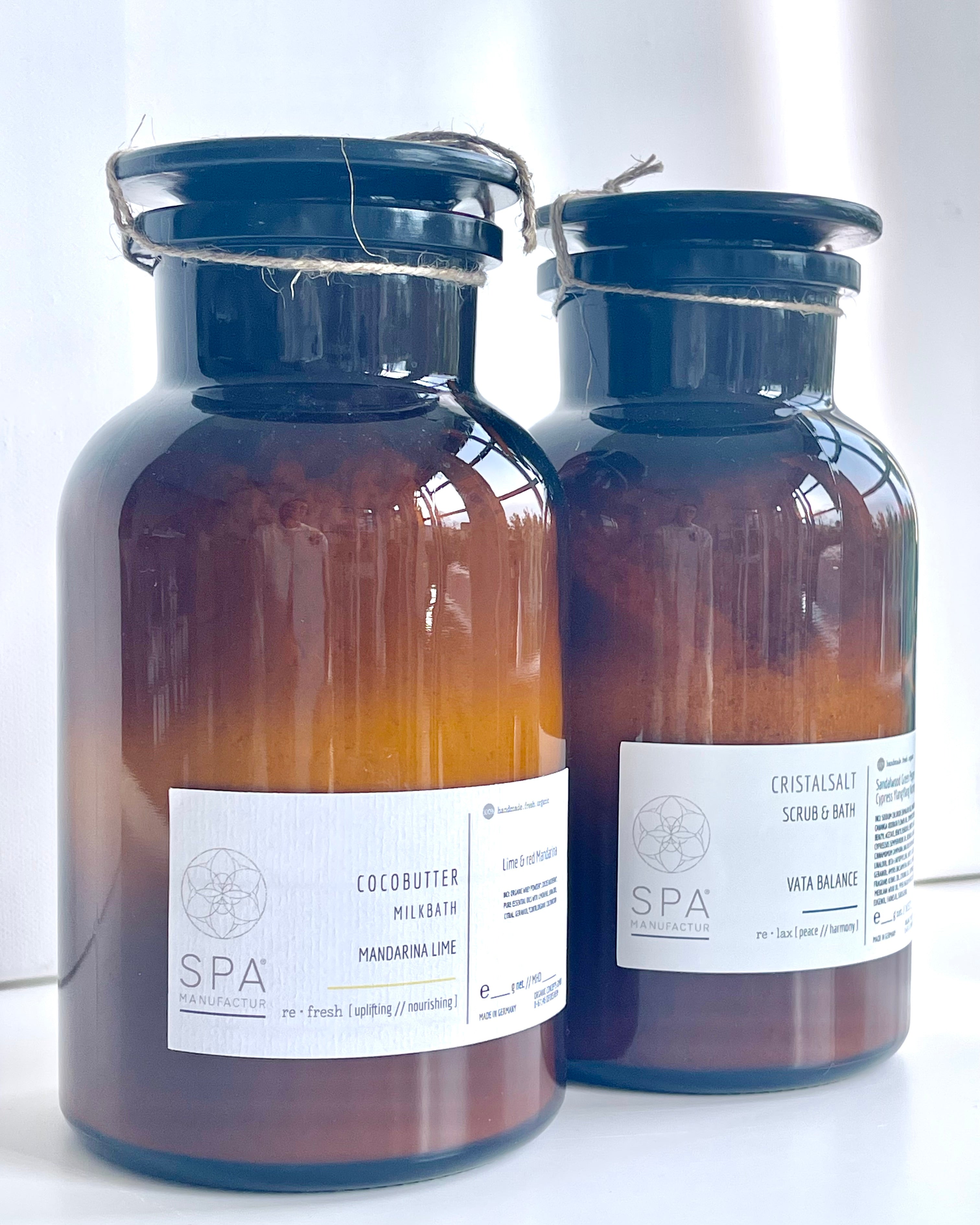 SPA MANUFACTUR® Cocobutter Milkbath LEMON MINT - pflegendes Milchbad mit Bio-Kokosöl und ätherischen Ölen für samtig weiche Haut.