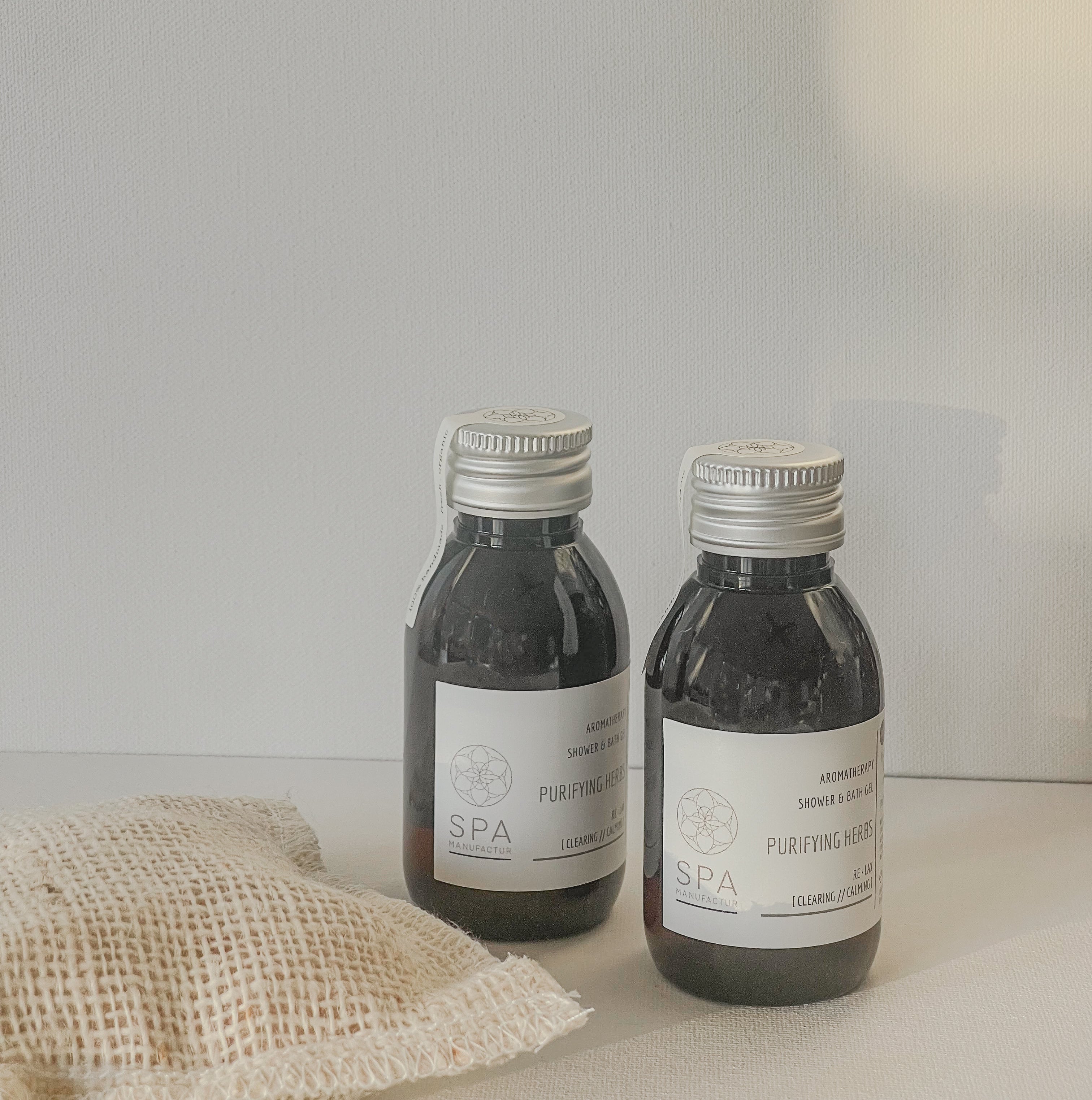 Aromatherapie Duschgel mit Salbei, Bergamotte, Patchoulie, Lavendelblüten