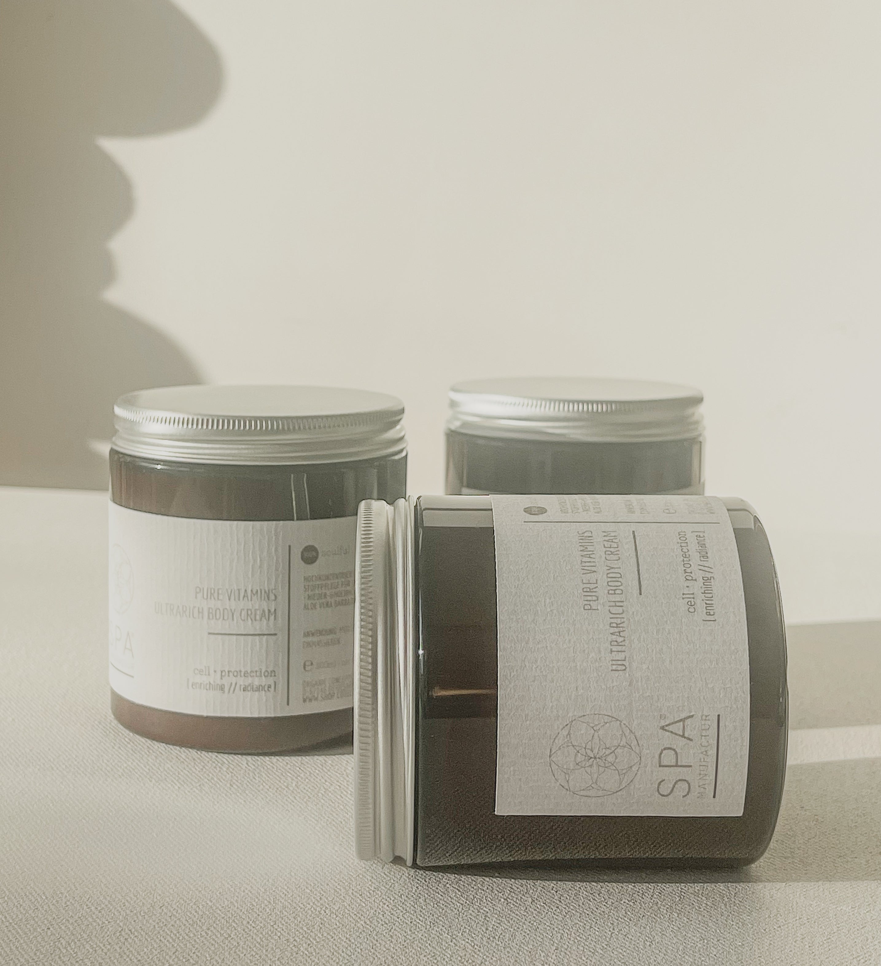 SPA MANUFACTUR® PURE VITAMINS ULTRARICH BODY CREAM – Reichhaltige Körpercreme mit Hyaluronkomplex