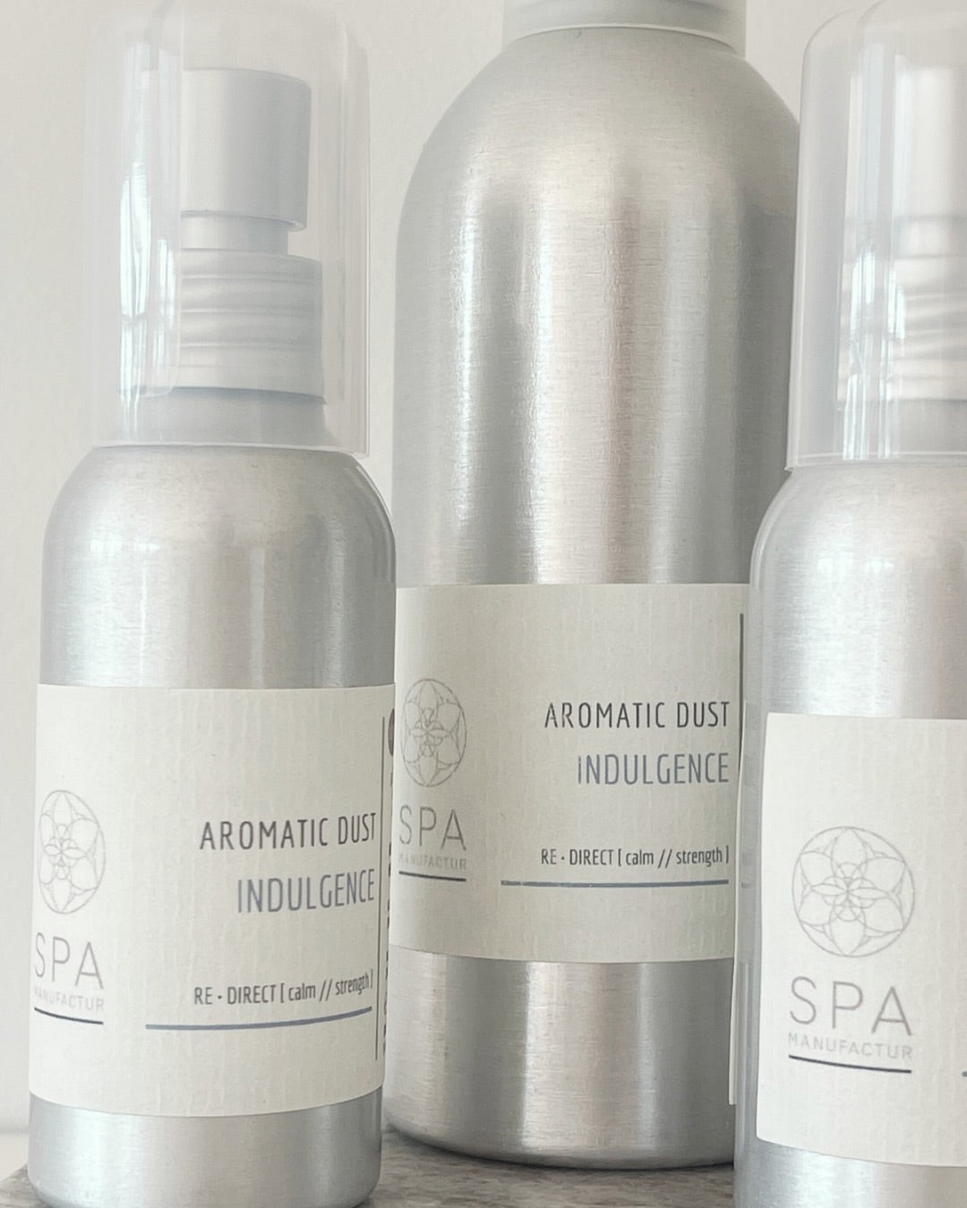 Aromatic Dust Indulgence Eau de Brume Naturparfum von SPA MANUFACTUR® – Botanical Ritual Mist mit Neroli-Hydrolat in eleganter Aluminiumflasche
