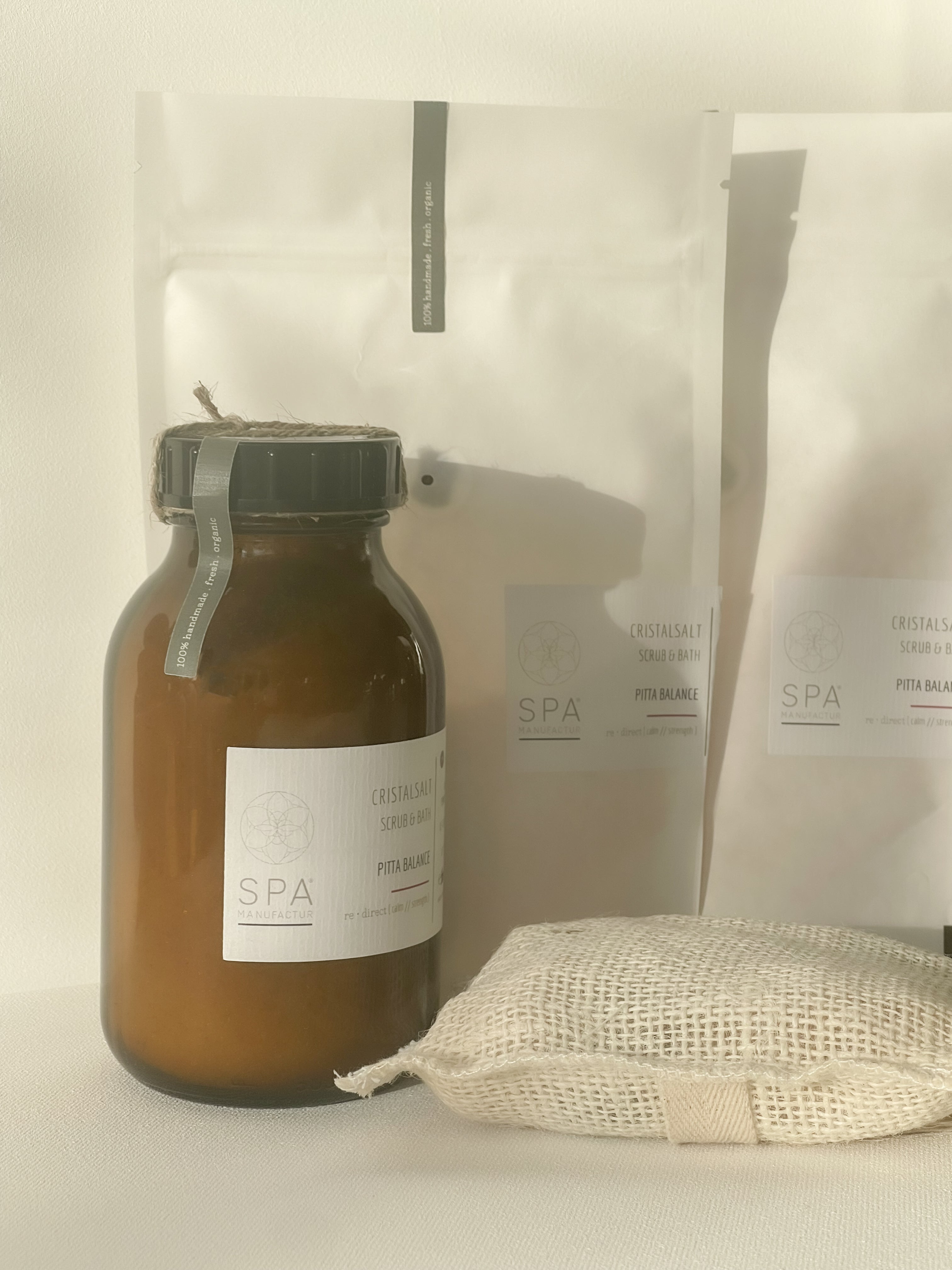 Kristall Salzpeeling PITTA BALANCE 500g Apothekerglas und Re-Fill Aromaschutzpack