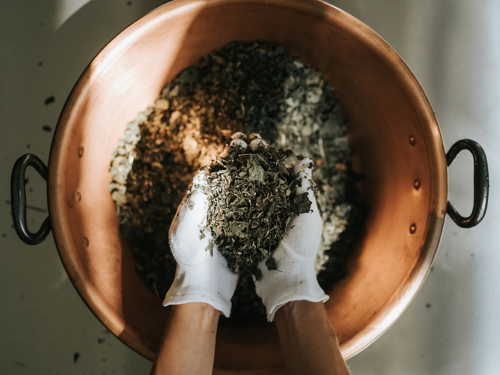 SPA MANUFACTUR® handgemischte Bio Kräuter zum Trinken, für Dampfbad, Sauna und Kompressen