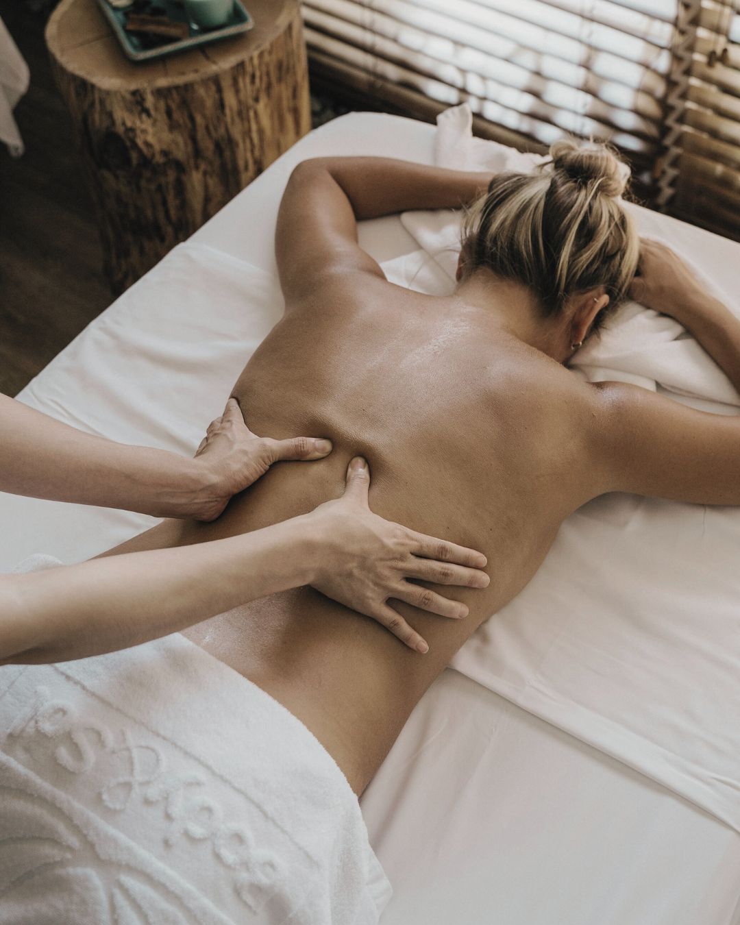 SPA MANUFACTUR® Aromaölmassage mit Luxury Body Oil INDULGENCE