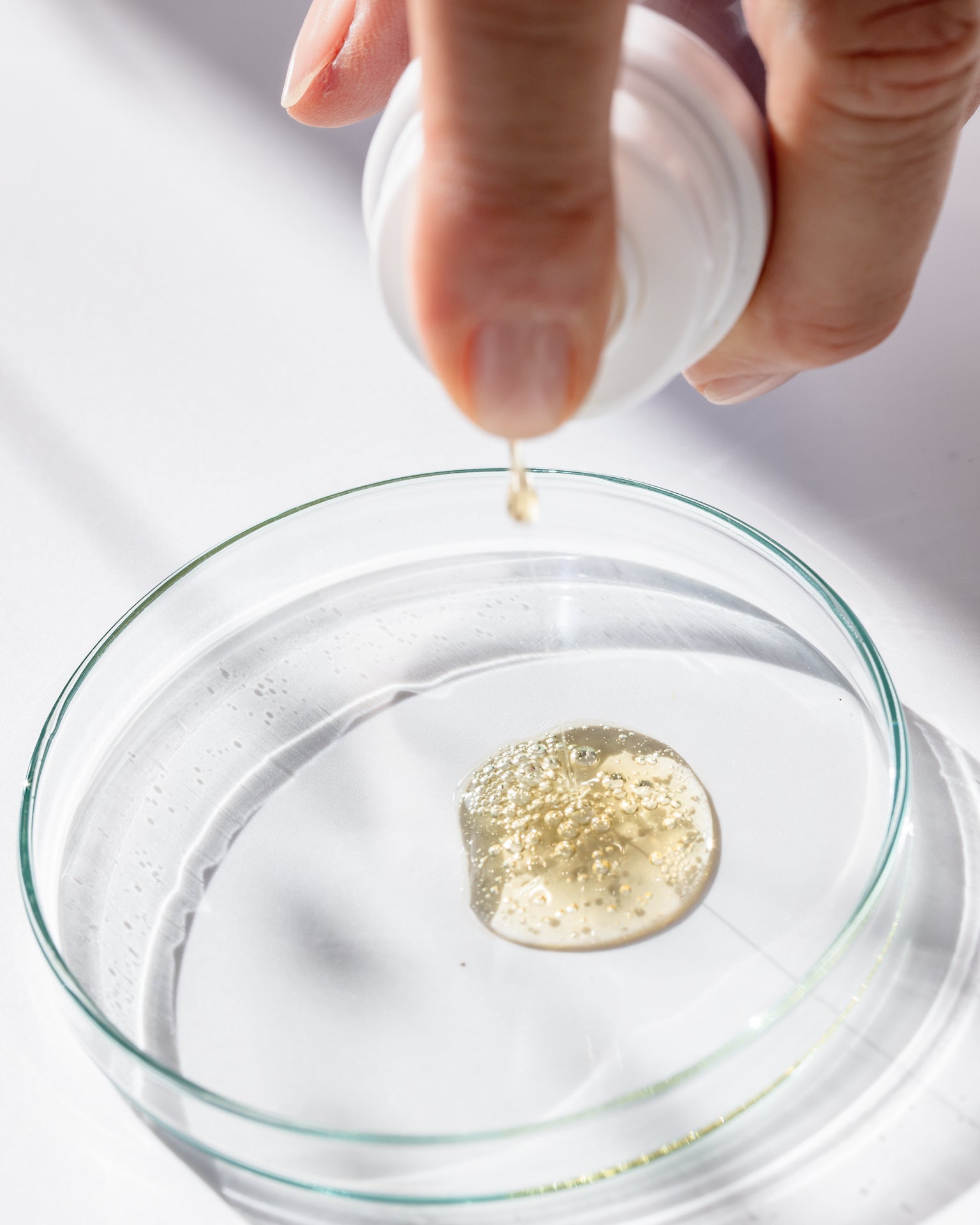 Retinol Serum NO. II – leichte Geltextur mit Hyaluron & pflanzlichem Retinol
